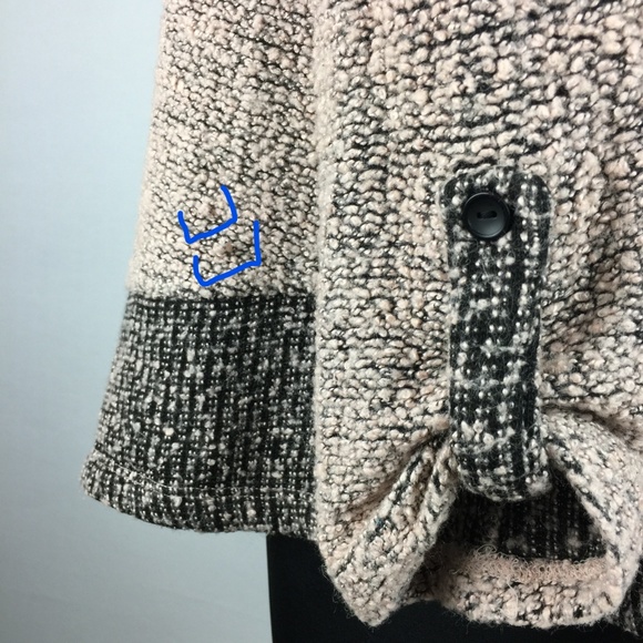 SJS S Cowl Neck Nubby Knit Asymmetric Hem Sweater - Picture 4 of 8